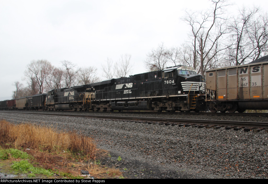 NS 7604 and 9877 as mid-train DPUs on 596